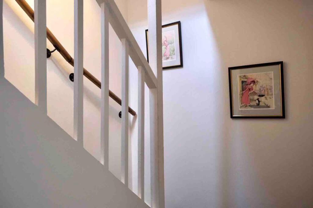 Regency Cottage 10 Minutes From Bath City Centre Bagian luar foto