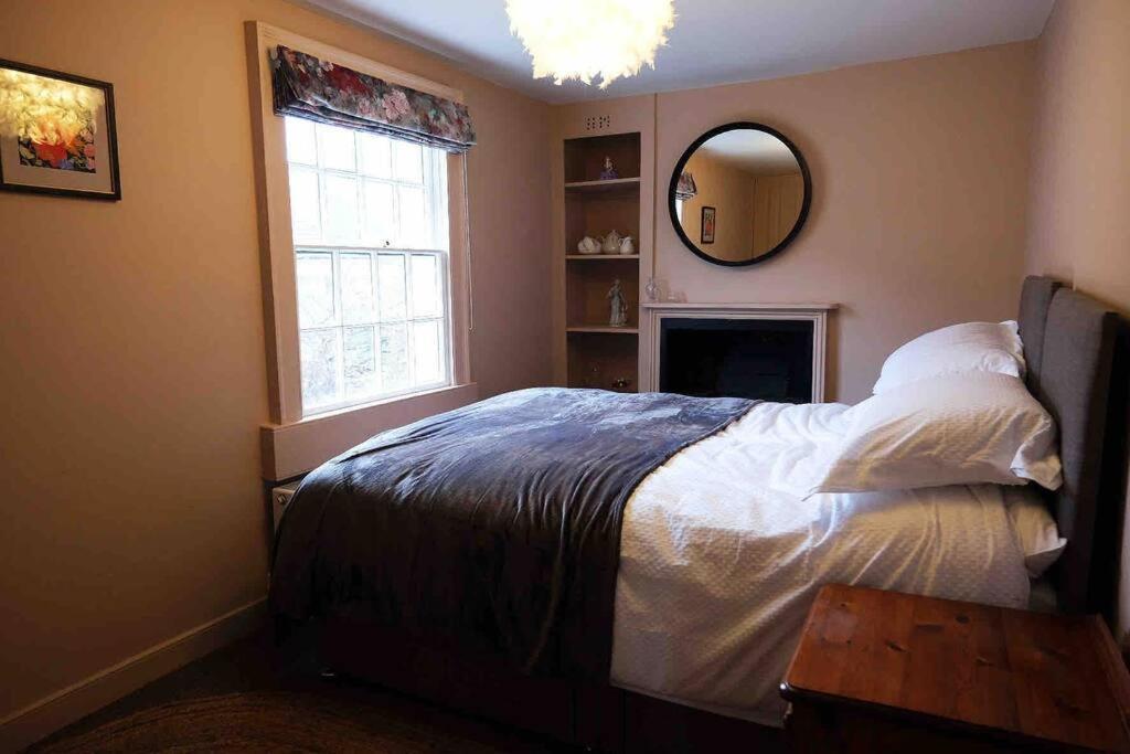 Regency Cottage 10 Minutes From Bath City Centre Bagian luar foto